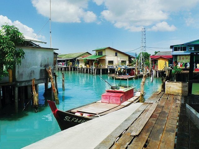 Songhai Lima Kitam Island
