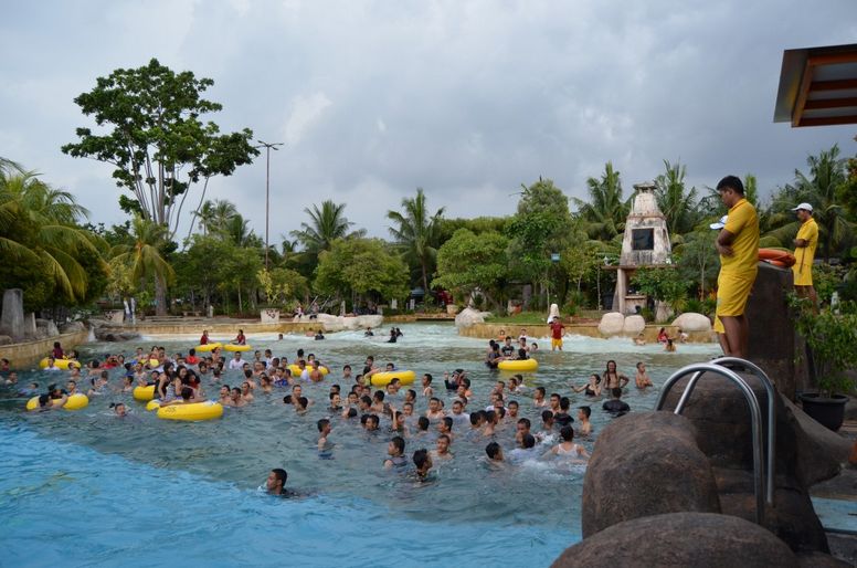 Ancol Dreamland is one of the best entertainment places in Jakarta, Indonesia