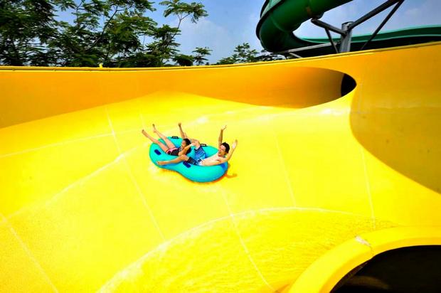 Water park Jakarta is one of the most beautiful places of tourism in Indonesia