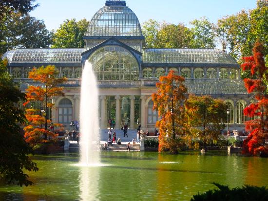 Retiro Park is one of the most beautiful parks in Spain, Madrid