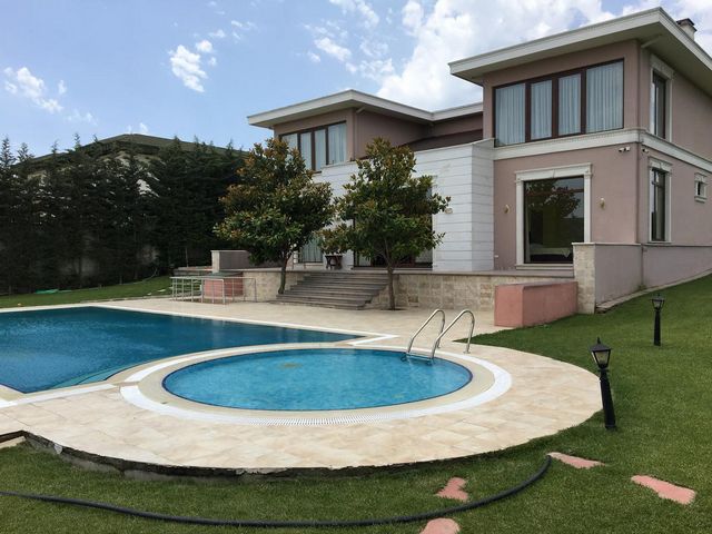 Istanbul villas for rent