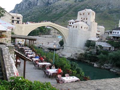 1581302873 941 The 5 best activities on the old bridge in Mostar - The 5 best activities on the old bridge in Mostar Bosnia and Herzegovina
