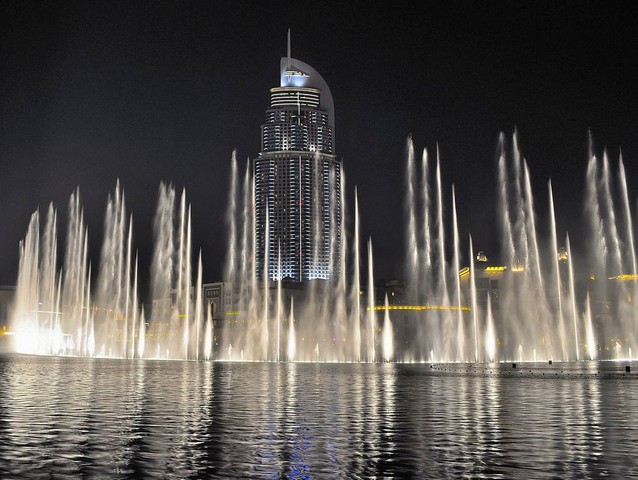 1581303483 828 The 3 best activities at the Dubai Dancing Fountain - The 3 best activities at the Dubai Dancing Fountain