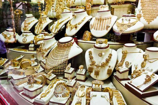 Dubai gold market One of the most famous markets in Dubai UAE - Working hours of the gold market in Dubai