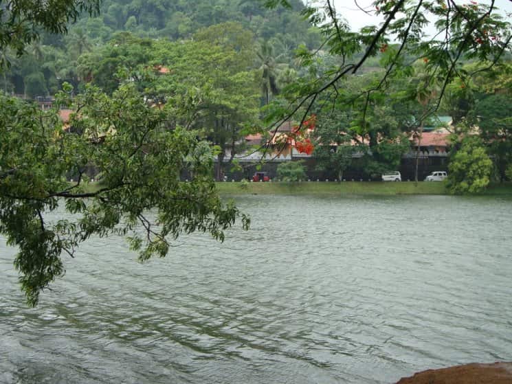 Lake Kandy in Sri Lanka