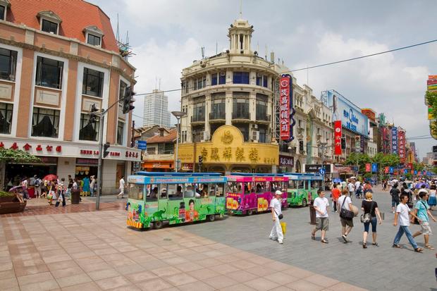 Nanjing Shanghai Street is one of the best tourist places in Shanghai, China