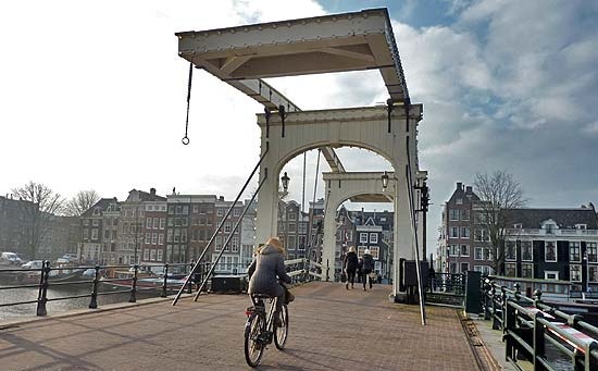 Amsterdam Majeri Bridge 