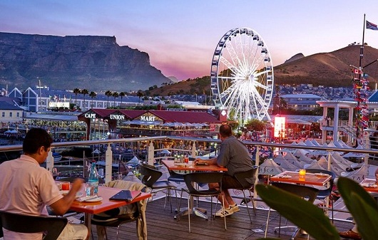 The Wheel of Cape Town is one of the best tourist places in Cape Town
