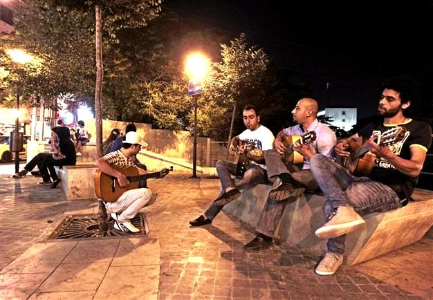 Musicians in Rainbow Street in Amman
