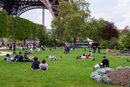 Picnic areas on the Chon de Mar square in Paris, France