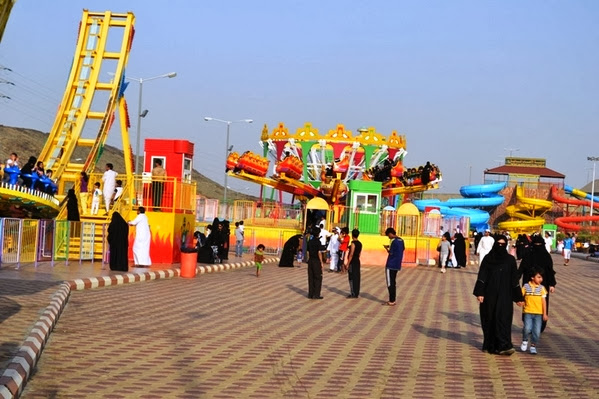 Tour of King Faisal Park in Taif - Taif theme parks