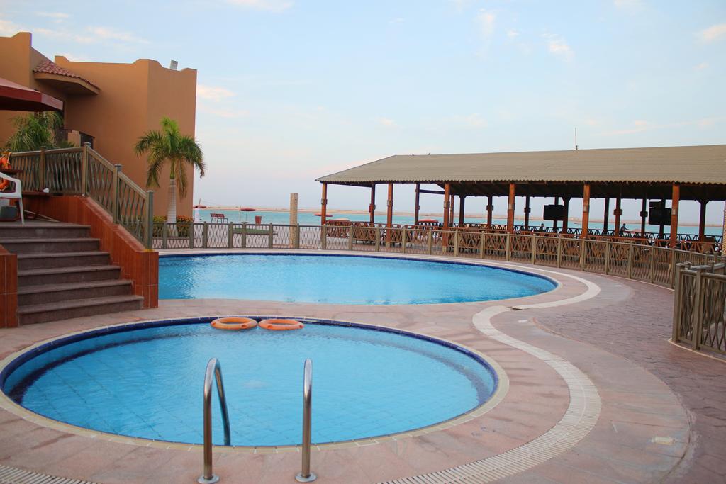 Al-Ahlam Tourist Resort is one of the best resorts in Yanbu