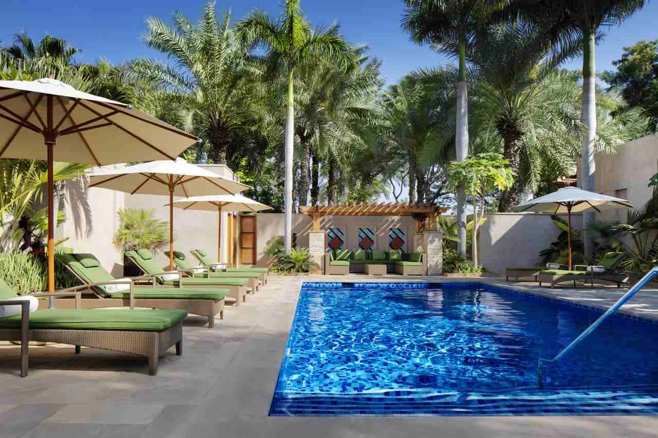 Al Naseem Hotel in Dubai is one of the best five-star hotels in Dubai