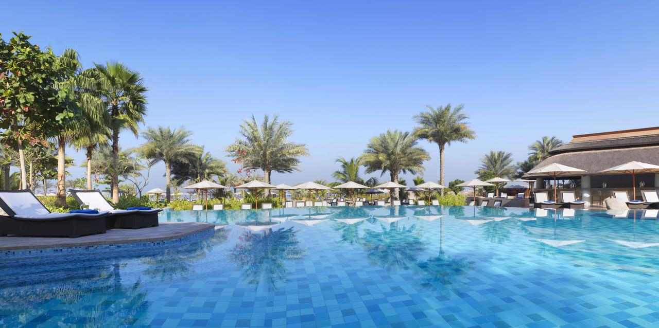 The Ritz-Carlton Dubai is one of the best resorts in Dubai, the Reds Carlton is one of the best 5-star hotels in Dubai