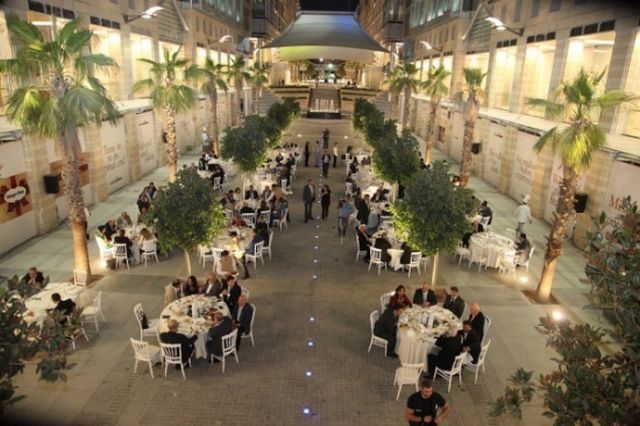 Abdali Boulevard restaurants is one of the best Boulevard restaurants in Amman
