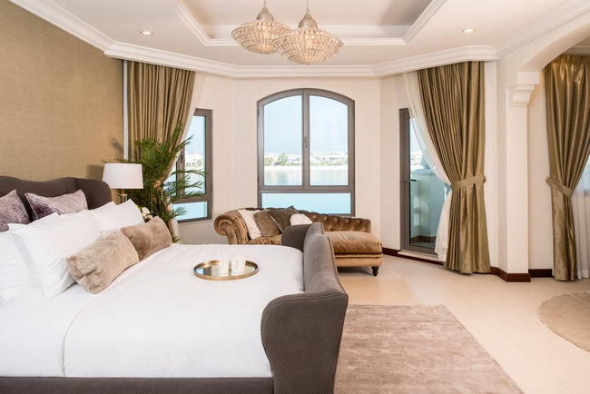 At The Palm Hotel Dubai group, visitors will enjoy many high-end services