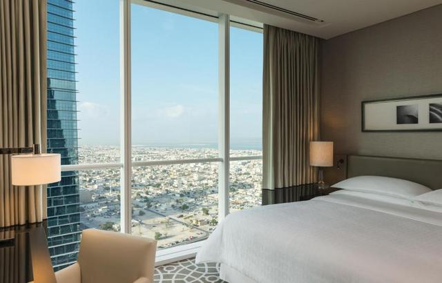 1581339301 300 Report on the Sheraton Grand Hotel Dubai - Report on the Sheraton Grand Hotel Dubai