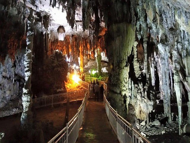 1581340201 432 The 6 best activities in the Bani Aad Cave in - The 6 best activities in the Bani Aad Cave in Tlemcen, Algeria
