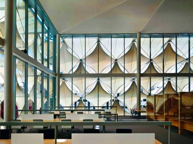 Reading halls in the King Fahd National Library