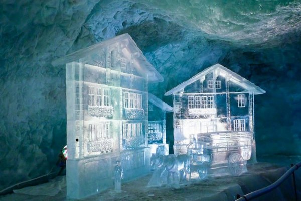 1581344071 588 Top 5 activities when visiting the Ice Palace in Interlaken - Top 5 activities when visiting the Ice Palace in Interlaken