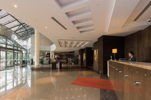 Holiday Inn Abu Dhabi Airport Street
