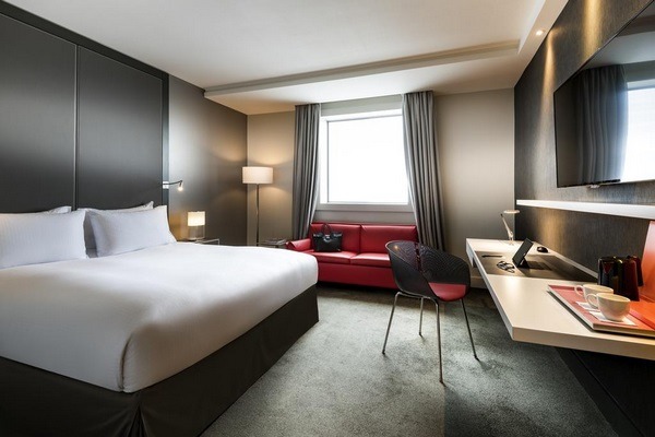 La Defense hotels in Paris 