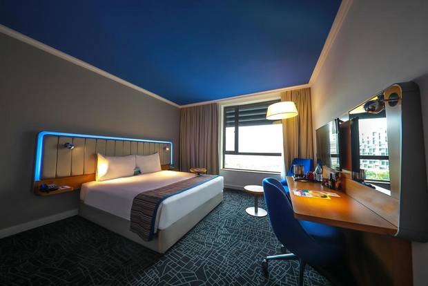 From 3 star hotels in Abu Dhabi offers luxury rooms in a very good location