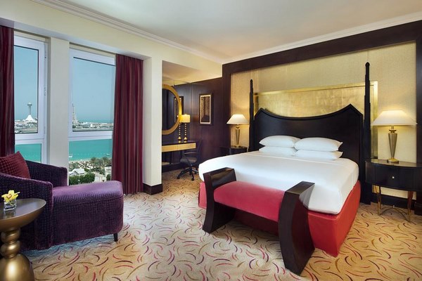 Book the best Abu Dhabi five-star hotels