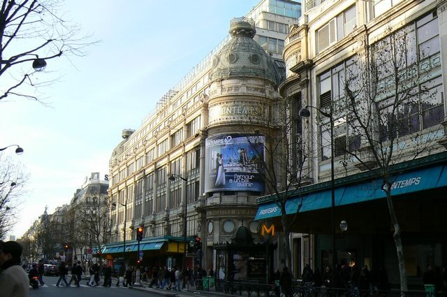 1581348472 961 The 7 best Paris tourist streets that we recommend you - The 7 best Paris tourist streets that we recommend you to visit