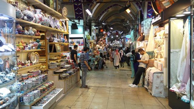 1581352882 799 The 3 best activities in the long market in Trabzon - The 3 best activities in the long market in Trabzon