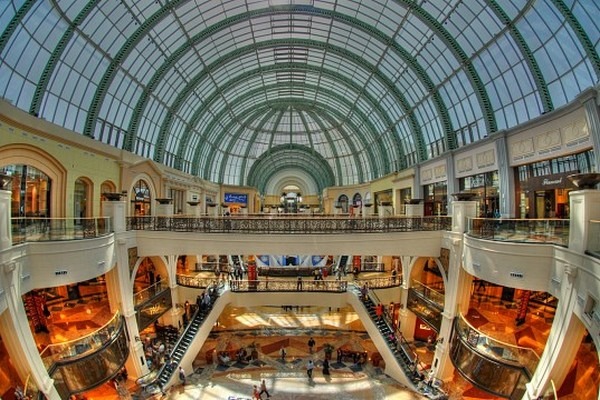 Arab Mall is one of the most famous malls in Sharjah