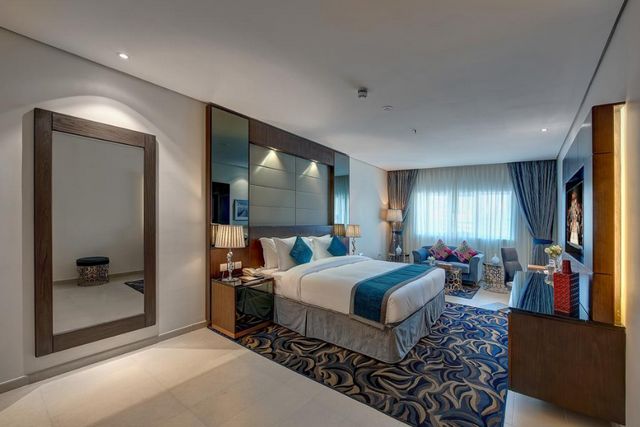 Bur Dubai 3-star hotels have spacious rooms with a seating area