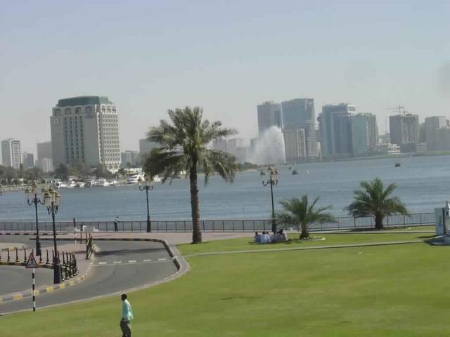 Umm Al Quwain Corniche parks 