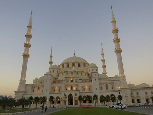 Sheikh Zayed Mosque in Fujairah Emirates
