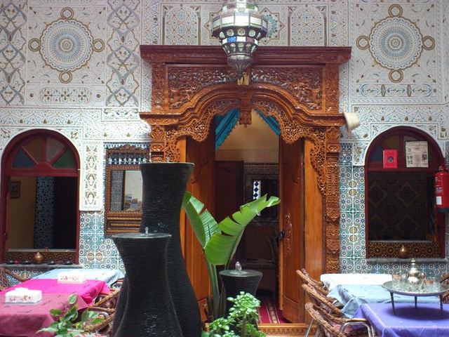 Cheap hotels in Meknes