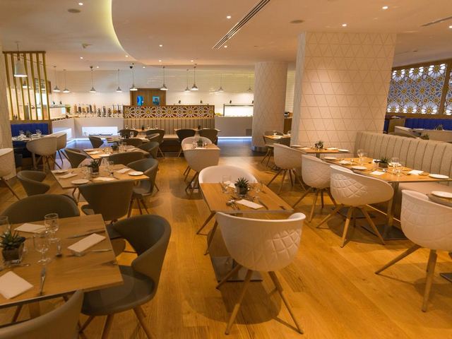 Dubai Airport Premier Hotel Restaurant