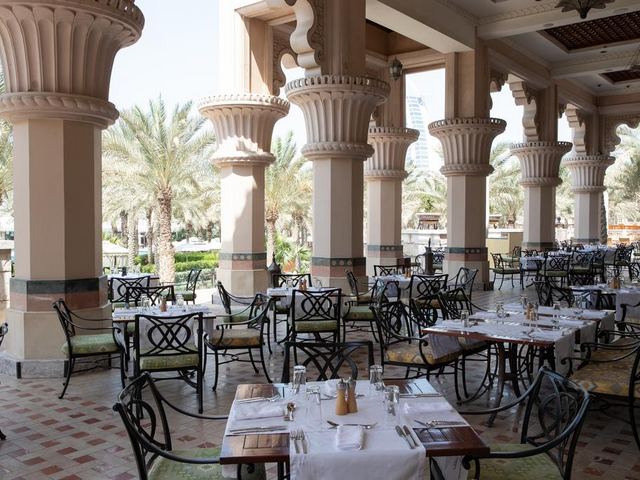 Jumeirah Dar Al Masif restaurants provide delicious international cuisine