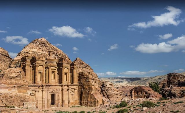 1581375718 153 The 10 best tourist destinations in Petra are worth a - The 10 best tourist destinations in Petra are worth a visit