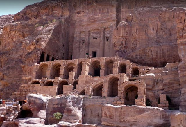 1581375718 626 The 10 best tourist destinations in Petra are worth a - The 10 best tourist destinations in Petra are worth a visit