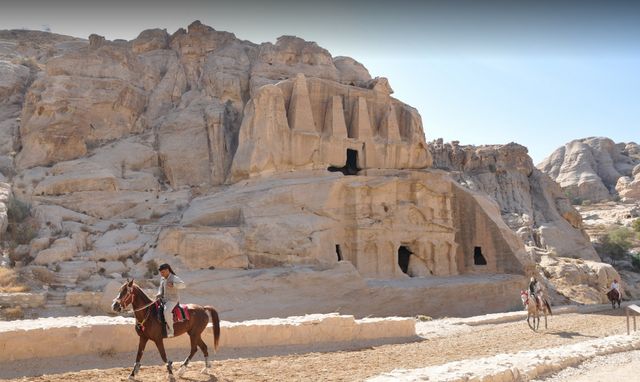 1581375718 688 The 10 best tourist destinations in Petra are worth a - The 10 best tourist destinations in Petra are worth a visit