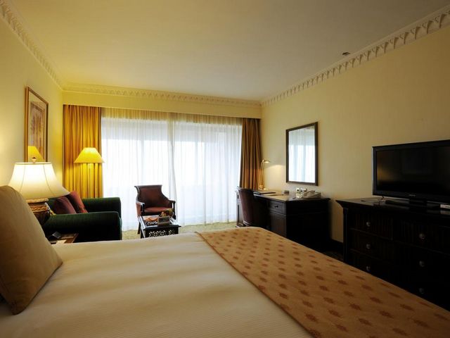 The Intercontinental Hotel Muscat is the Qurum Hotel Muscat that offers great views.