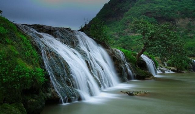 The 4 best Salalah waterfalls we recommend visiting