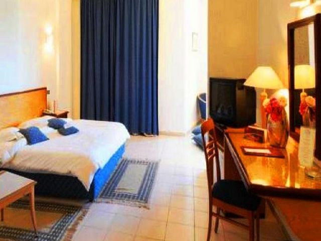Cheap hotels in Tunis