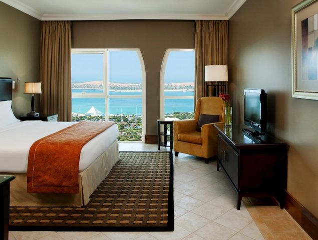    Khalidiya hotel in Abu Dhabi