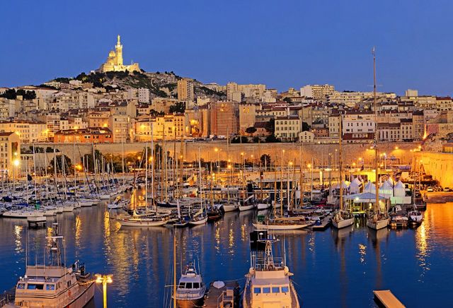 Where is Marseille located and what are the most important cities near Marseille
