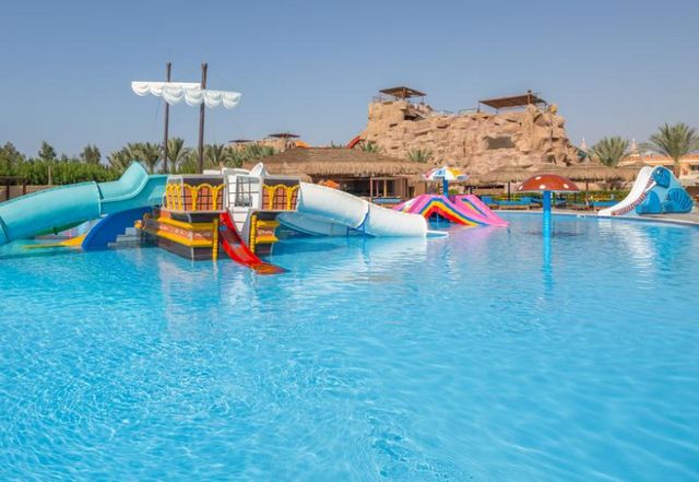 Resorts in Sharm El Sheikh with pool 