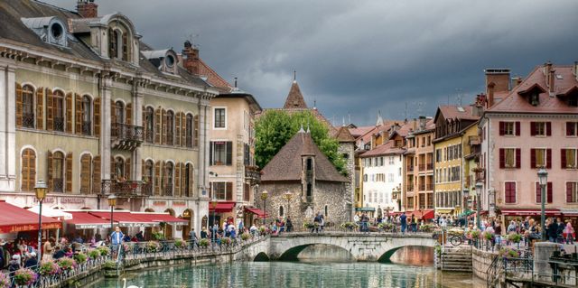 Where is Annecy located and what are the most important cities near Annecy