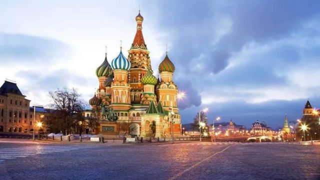 Where is Russia located and how to travel to Russia