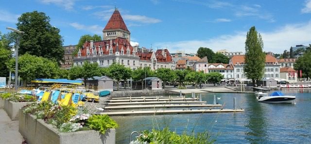 Where is Lausanne and the most important cities near Lausanne