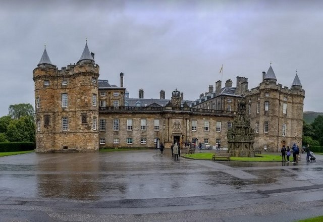 The most important tourist places in Edinburgh